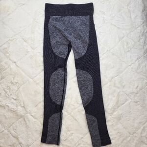 women’s gray black pantalon Leggings perfect condition size large